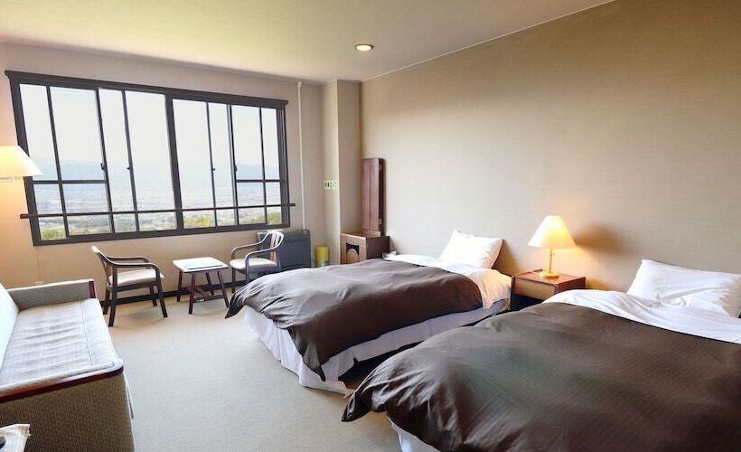 اتاق استاندارد, Yakushidaira Akanejyuku