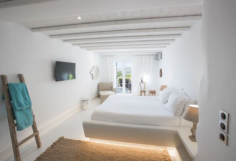 高级大房间, Paros Palace