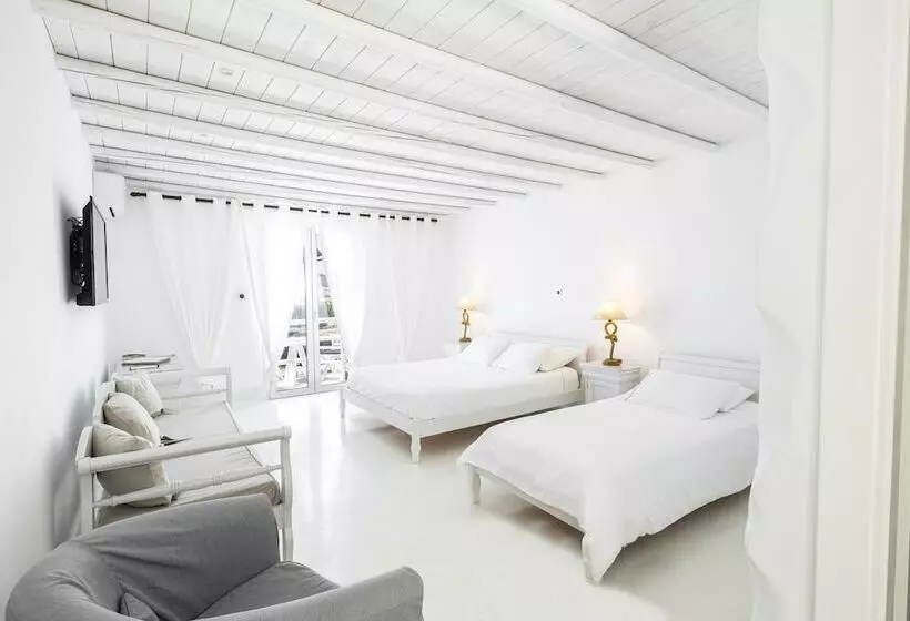 اتاق استاندارد سه نفره, Paros Palace