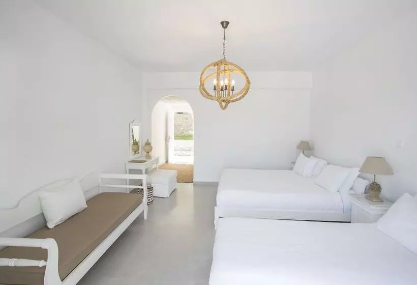 اتاق استاندارد سه نفره, Paros Palace