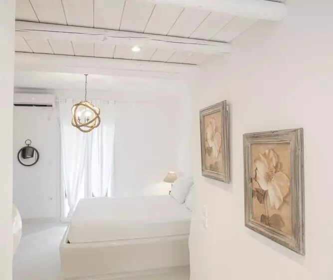 اتاق استاندارد, Paros Palace