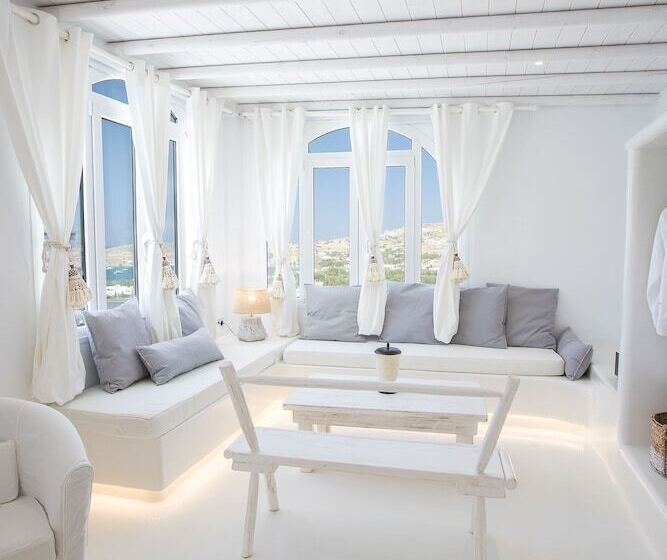 豪华套房, Paros Palace