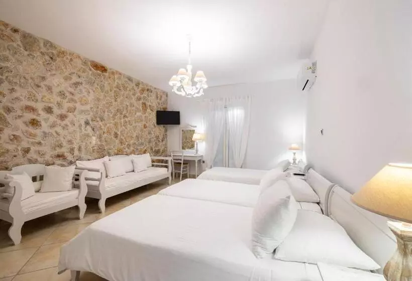 سوئیت 2 خوابه, Paros Palace