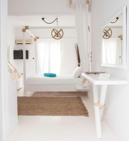 高级大房间, Paros Palace