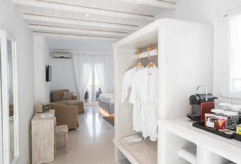 标准间, Paros Palace