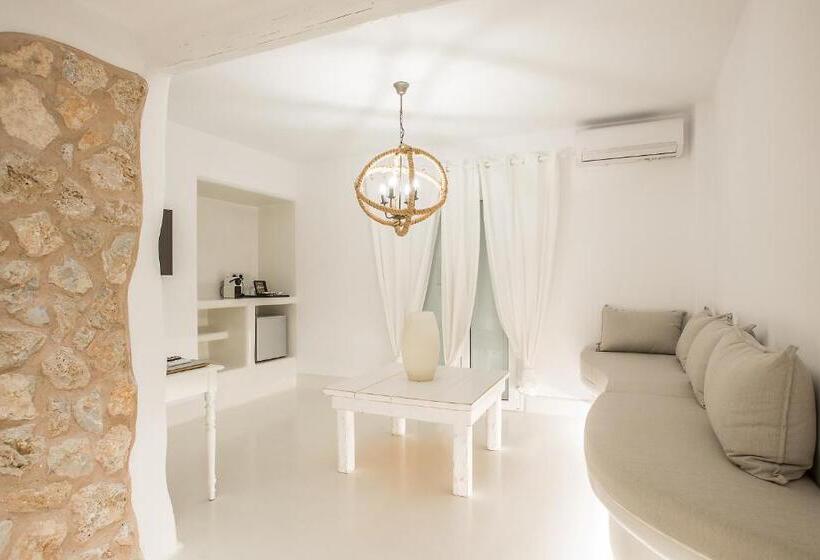 带按摩浴盆的套房, Paros Palace