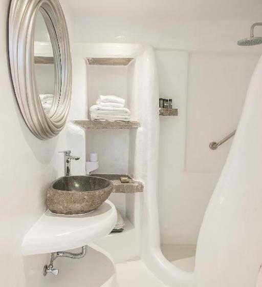 带按摩浴盆的套房, Paros Palace