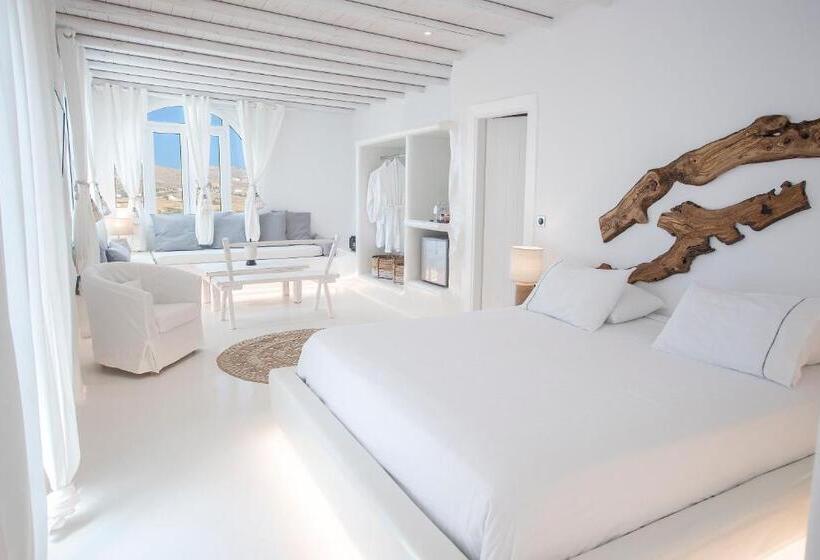 디럭스 스위트, Paros Palace