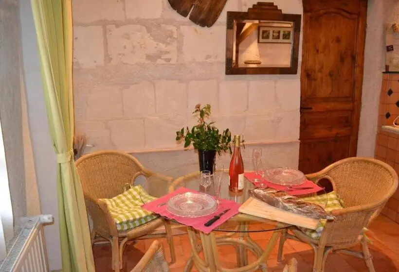 １ベッドルームハウス, Maison D'hôtes La Chouanniere
