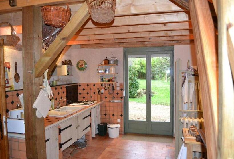 خانه 1 خوابه, Maison D'hôtes La Chouanniere