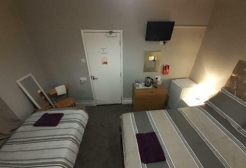 חדר אקונומי, Caversham Lodge