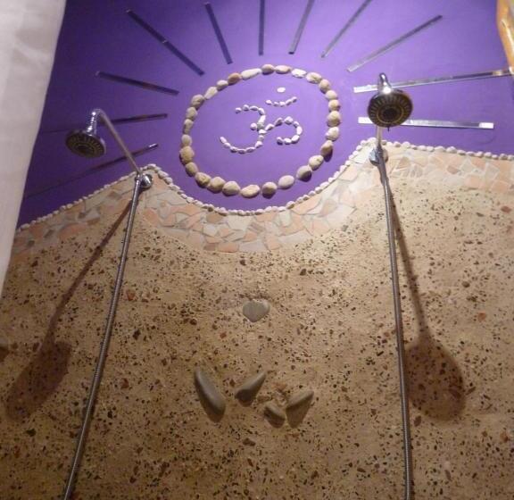 Quarto quádruplo Económico Casa de banho partilhada, Artharmony Pension & Hostel