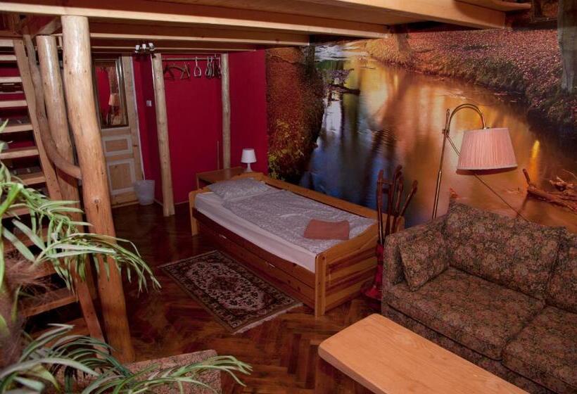 Quarto quádruplo Económico Casa de banho partilhada, Artharmony Pension & Hostel