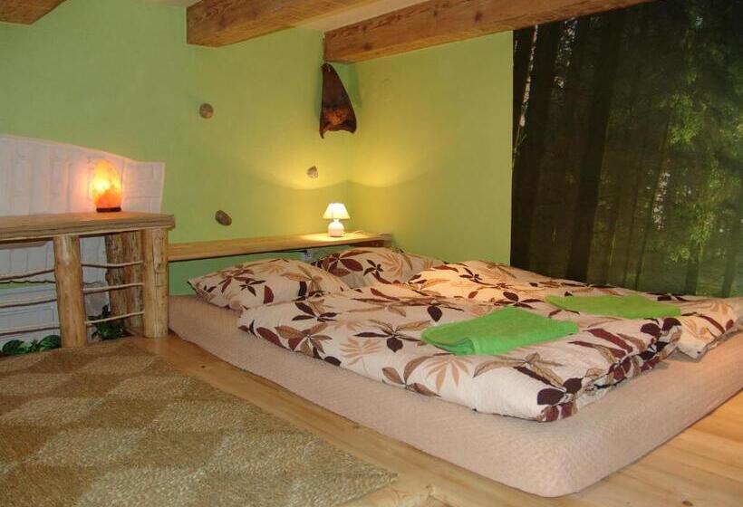 Quarto Familiar Banheiro Compartilhado, Artharmony Pension & Hostel