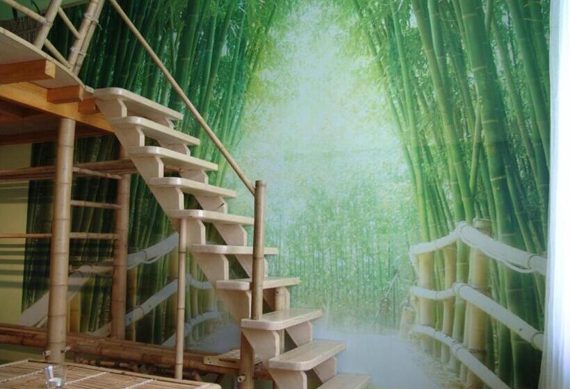 Quarto Standard Banheira Exterior, Artharmony Pension & Hostel