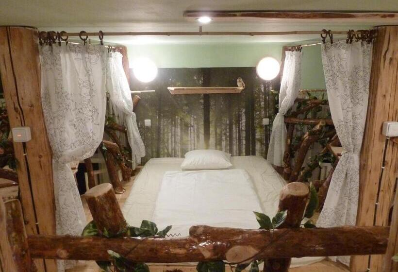 Quarto Familiar, Artharmony Pension & Hostel