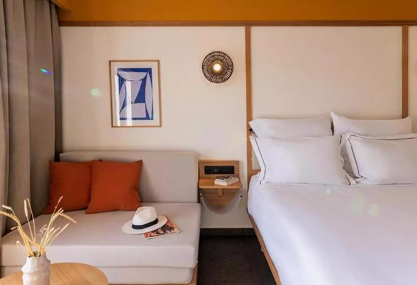 ガーデンビュークラシックルーム, Brown Beach Evia Island, All Inclusive In Eretria, A Member Of Brown Hotels