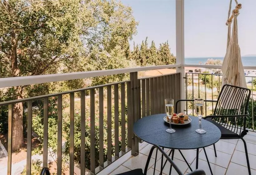 クラシックルーム, Brown Beach Evia Island, All Inclusive In Eretria, A Member Of Brown Hotels