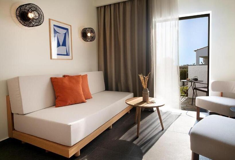 חדר דופלקס, Brown Beach Evia Island, All Inclusive In Eretria, A Member Of Brown Hotels