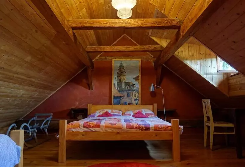 اتاق اکونومی, Hostel Krumlov House