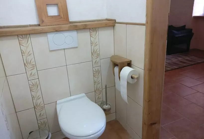 اتاق خانوادگی, Hostel Krumlov House