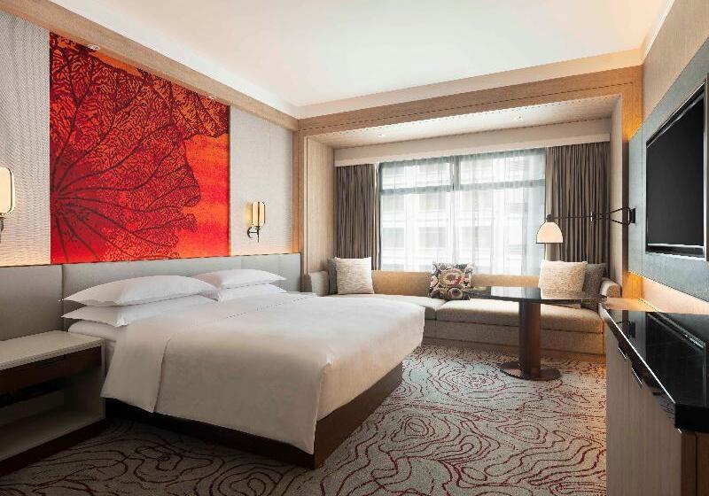 수피리어 룸, Avra City Boutique