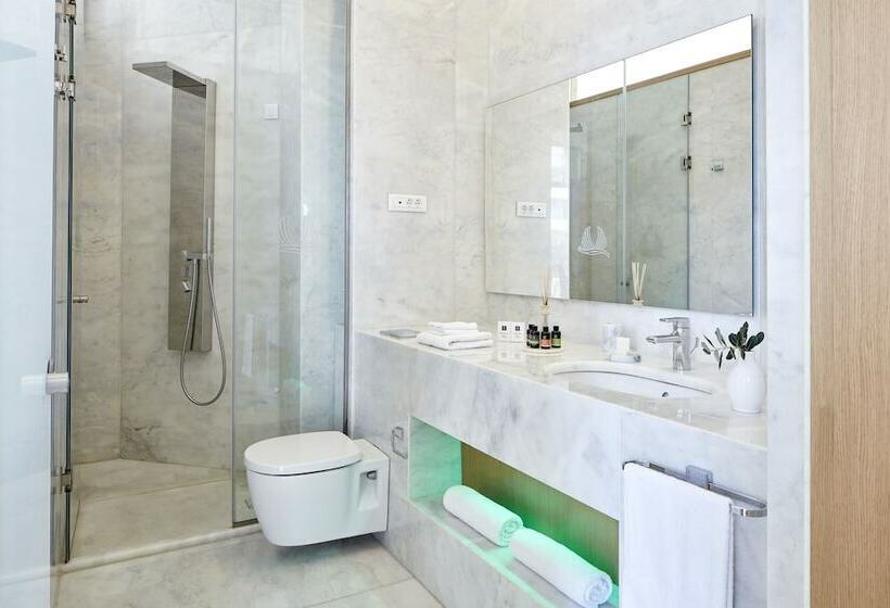 수피리어 룸, Avra City Boutique