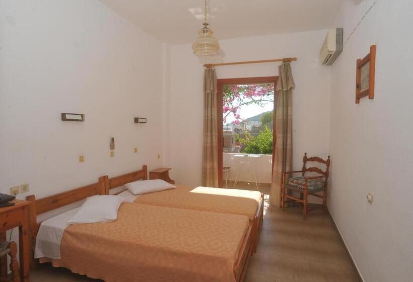 חדר סטנדרט נוף להרים, Casteli