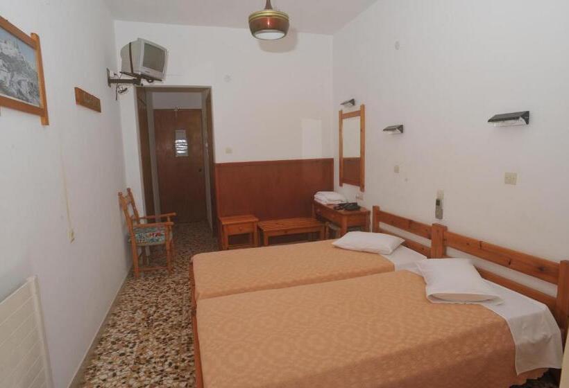 חדר סטנדרט יחיד, Casteli