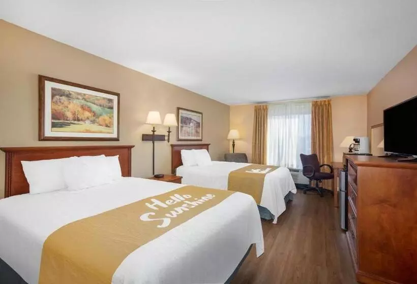 デラックスルーム, Days Inn & Suites By Wyndham Cuba