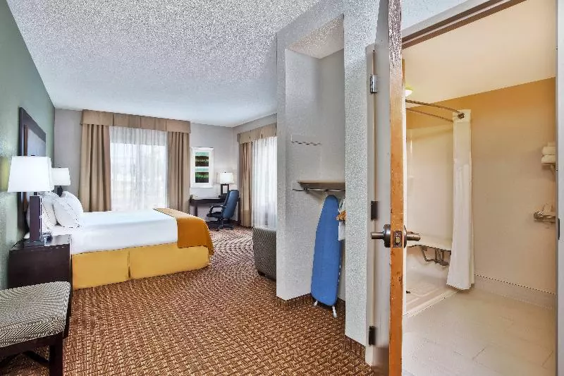 Standard-huone, Holiday Inn Express Hotel And Suites Harrington   Dover Area, An Ihg