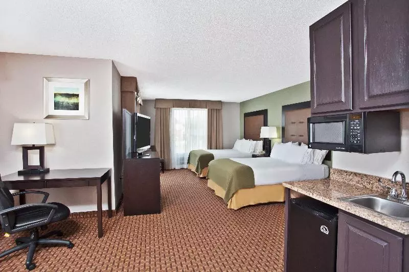 Deluxe-sviitti, Holiday Inn Express Hotel And Suites Harrington   Dover Area, An Ihg