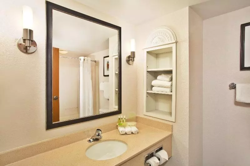 Deluxe-sviitti, Holiday Inn Express Hotel And Suites Harrington   Dover Area, An Ihg
