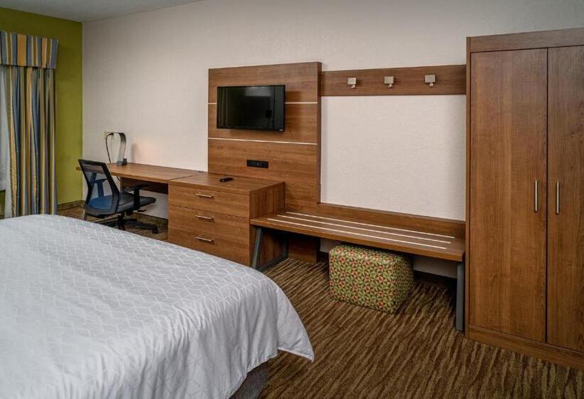 キングサイズベッドのスタンダードルーム, Holiday Inn Express And Suites Pikeville, An Ihg