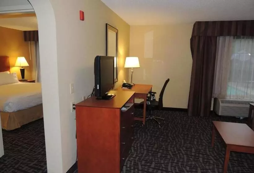 Sviitti 2 Makuuhuonetta, Holiday Inn Express & Suites Birmingham NE - Trussville