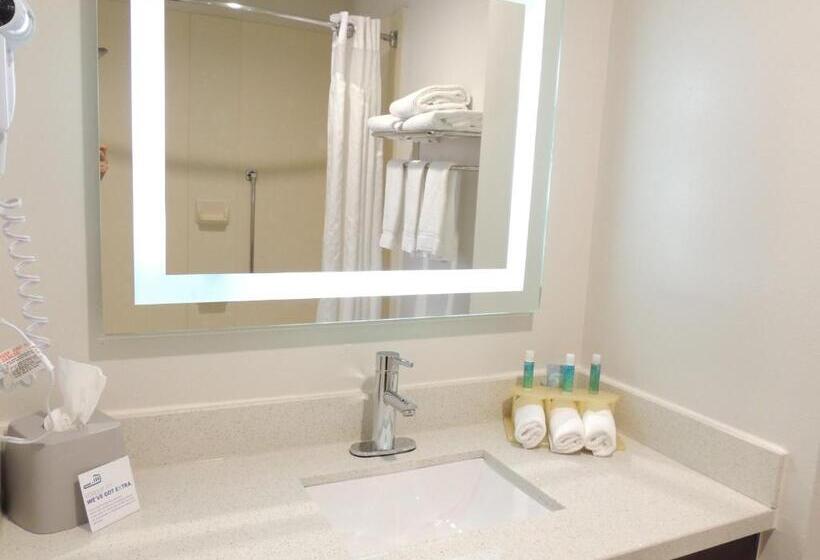 장애인을 위한 스위트, Holiday Inn Express Trussville, An Ihg