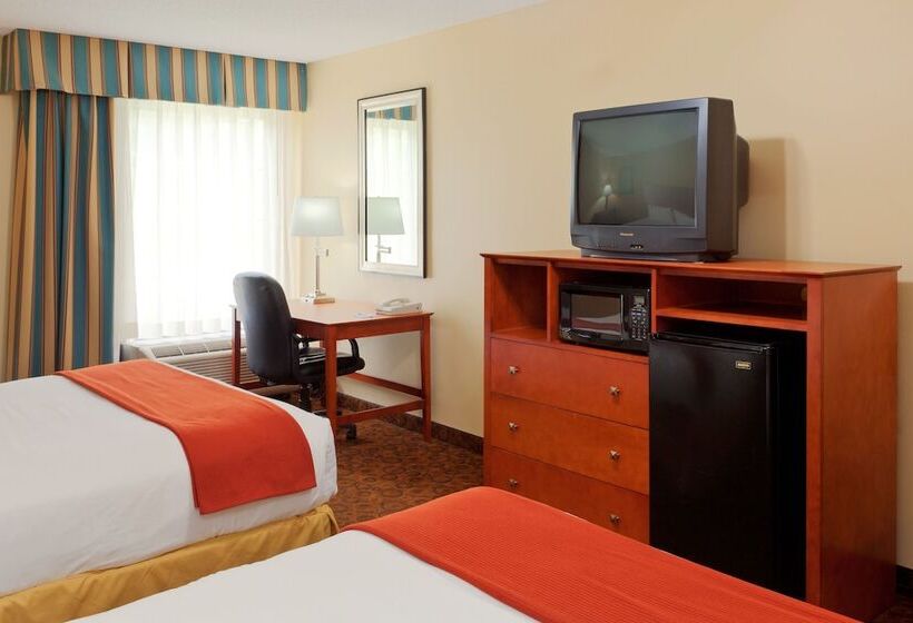 جناح, Holiday Inn Express Trussville, An Ihg