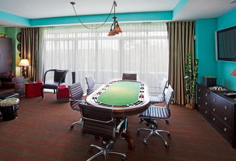 Люкс Кровать Кинг, Holiday Inn Hotel & Suites Ocala Conference Center, An Ihg