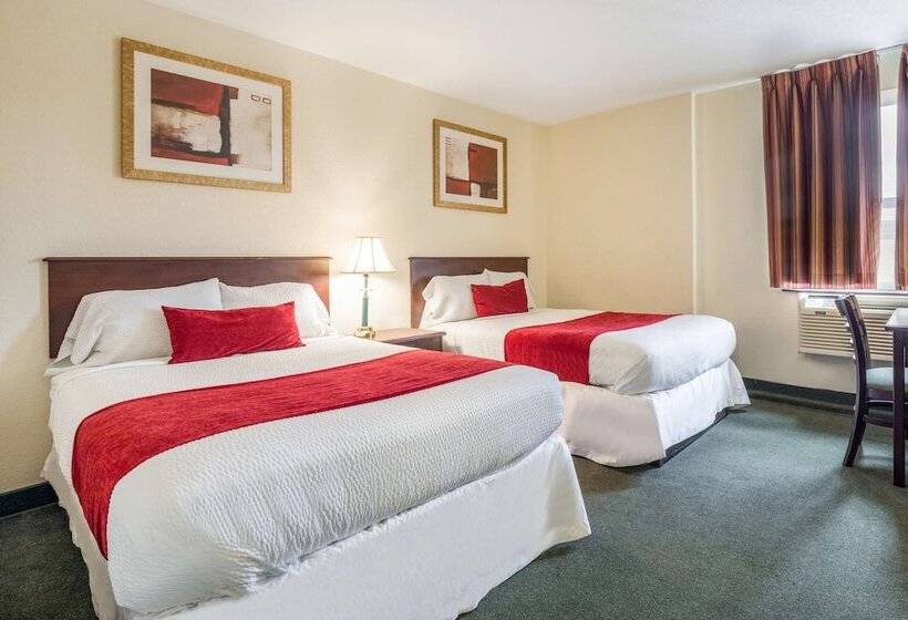 غرفه قياسيه سريرين مزدوجين, Knights Inn Orillia