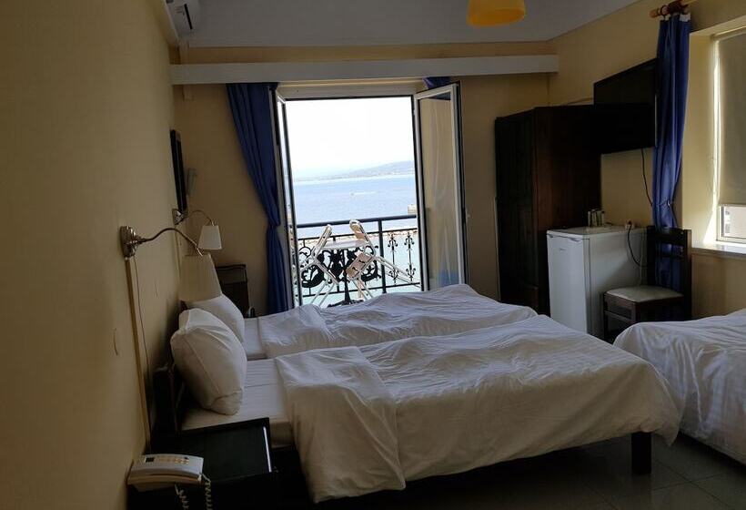 חדר סטנדרט לשלושה, Miramare