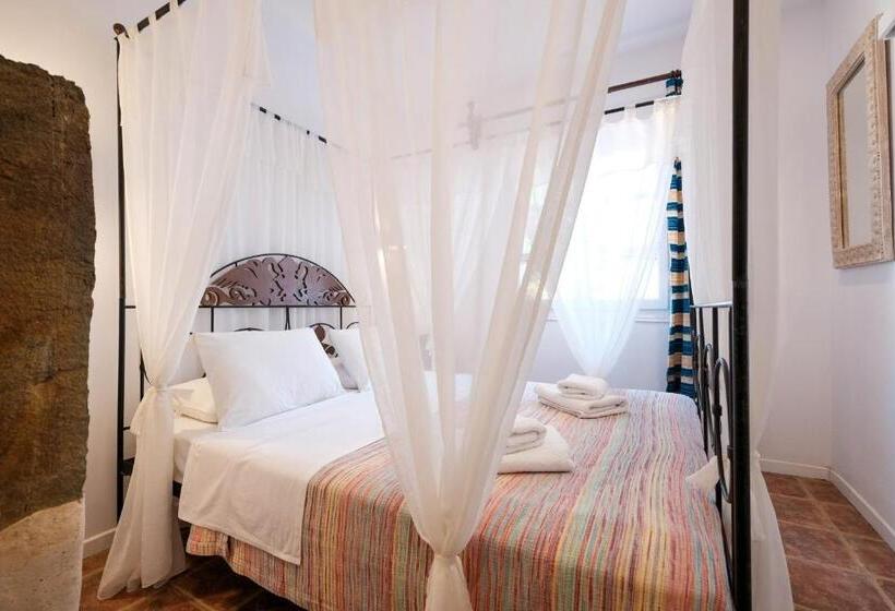 2 Bedroom Suite, Golden Beach Studios & Suites