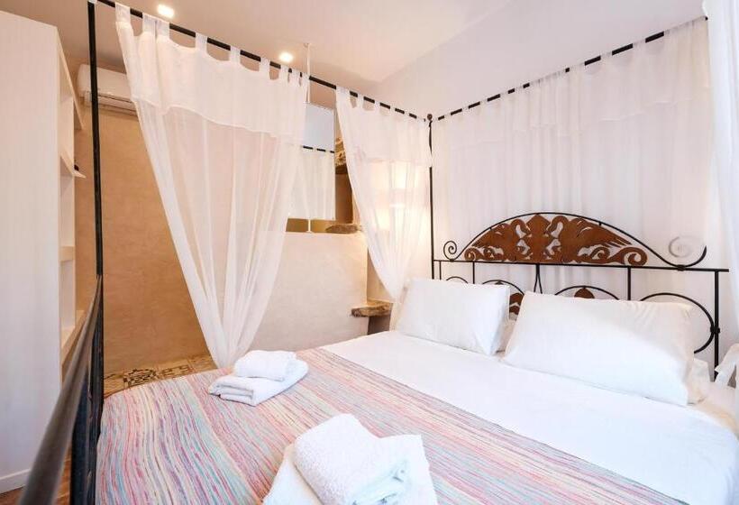 2 Bedroom Suite, Golden Beach Studios & Suites