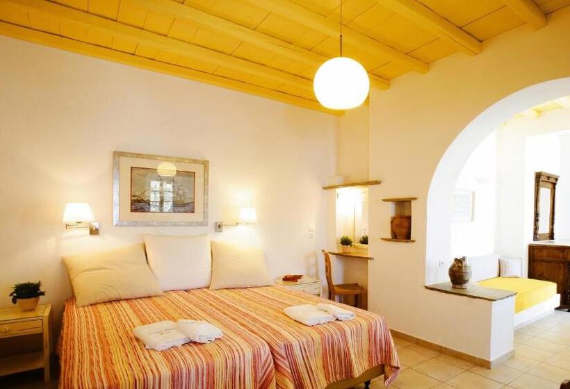 Deluxe Studio, Golden Beach Studios & Suites