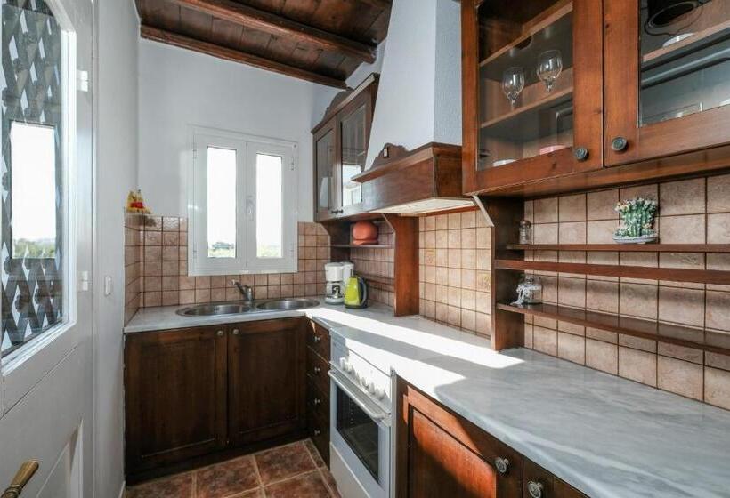 2 Bedroom Suite, Golden Beach Studios & Suites