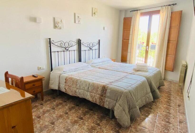 标准间带阳台, Hostal La Alberca