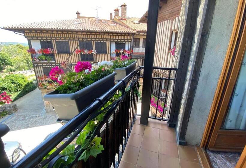 اتاق استاندارد با بالکن, Hostal La Alberca