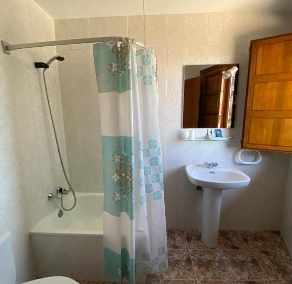 标准间带阳台, Hostal La Alberca