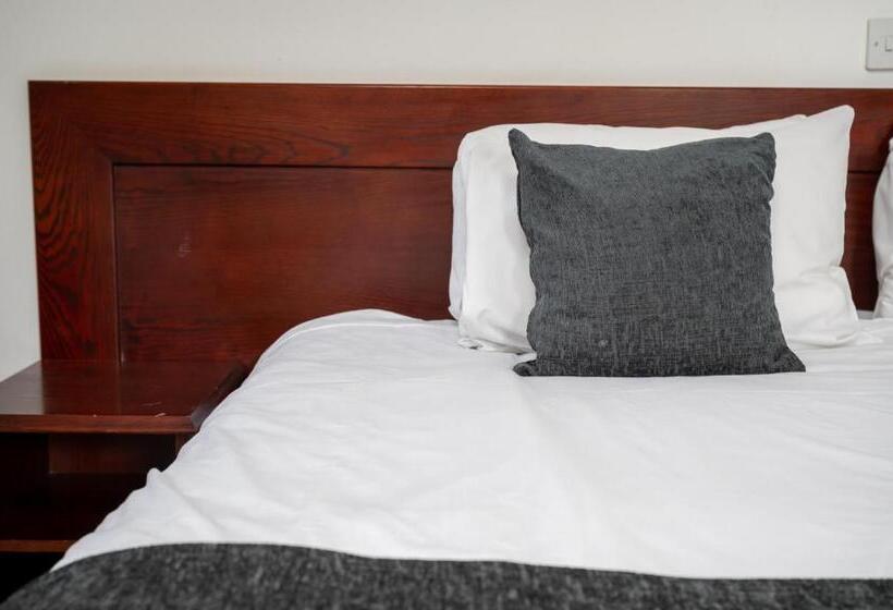 غرفة عائلية, Channings Hotel By Greene King Inns