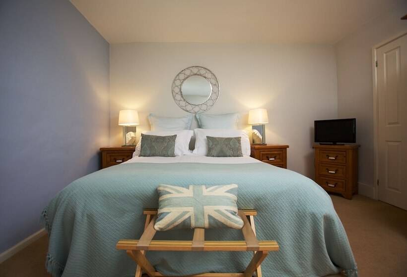 スタンダードルーム, Church Farm