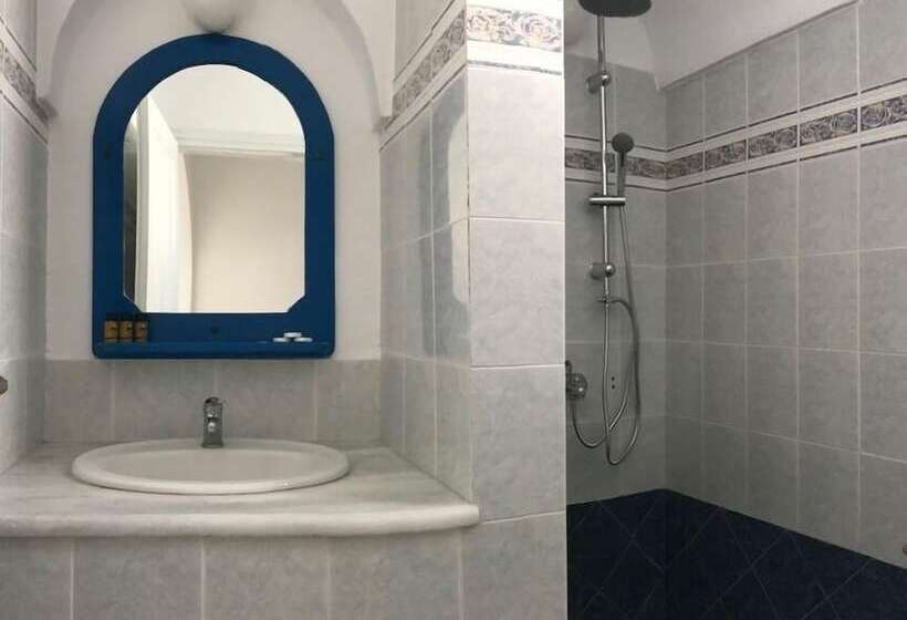 3 Bett Deluxe Zimmer, Dioskouri Art Villas